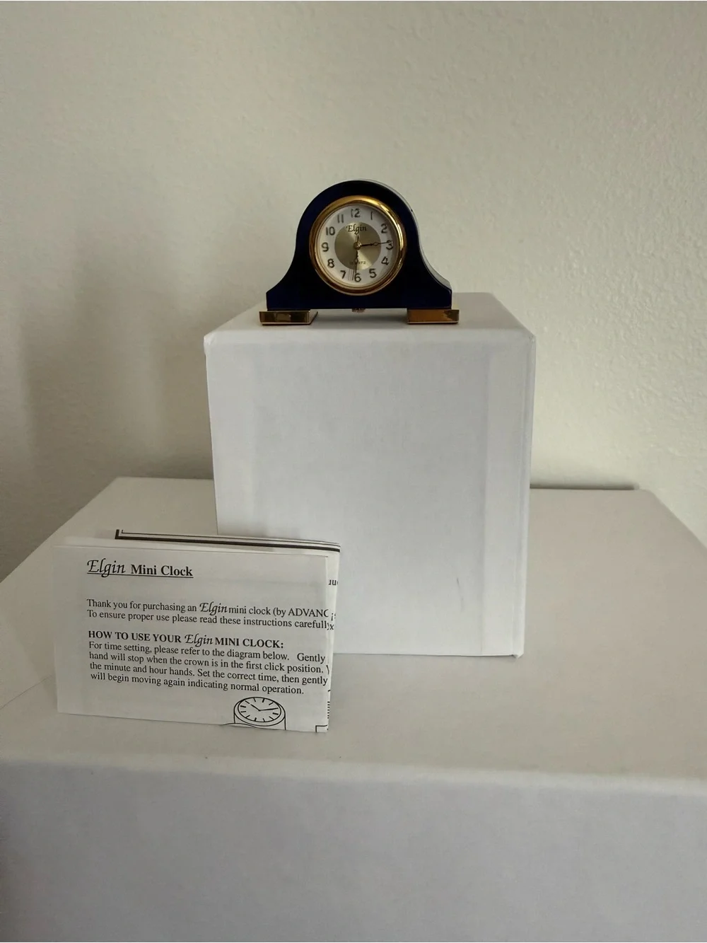 Elgin Mini Mantel Clock Dark Navy Blue Swirl Gold Tone Quartz w/ Instructions